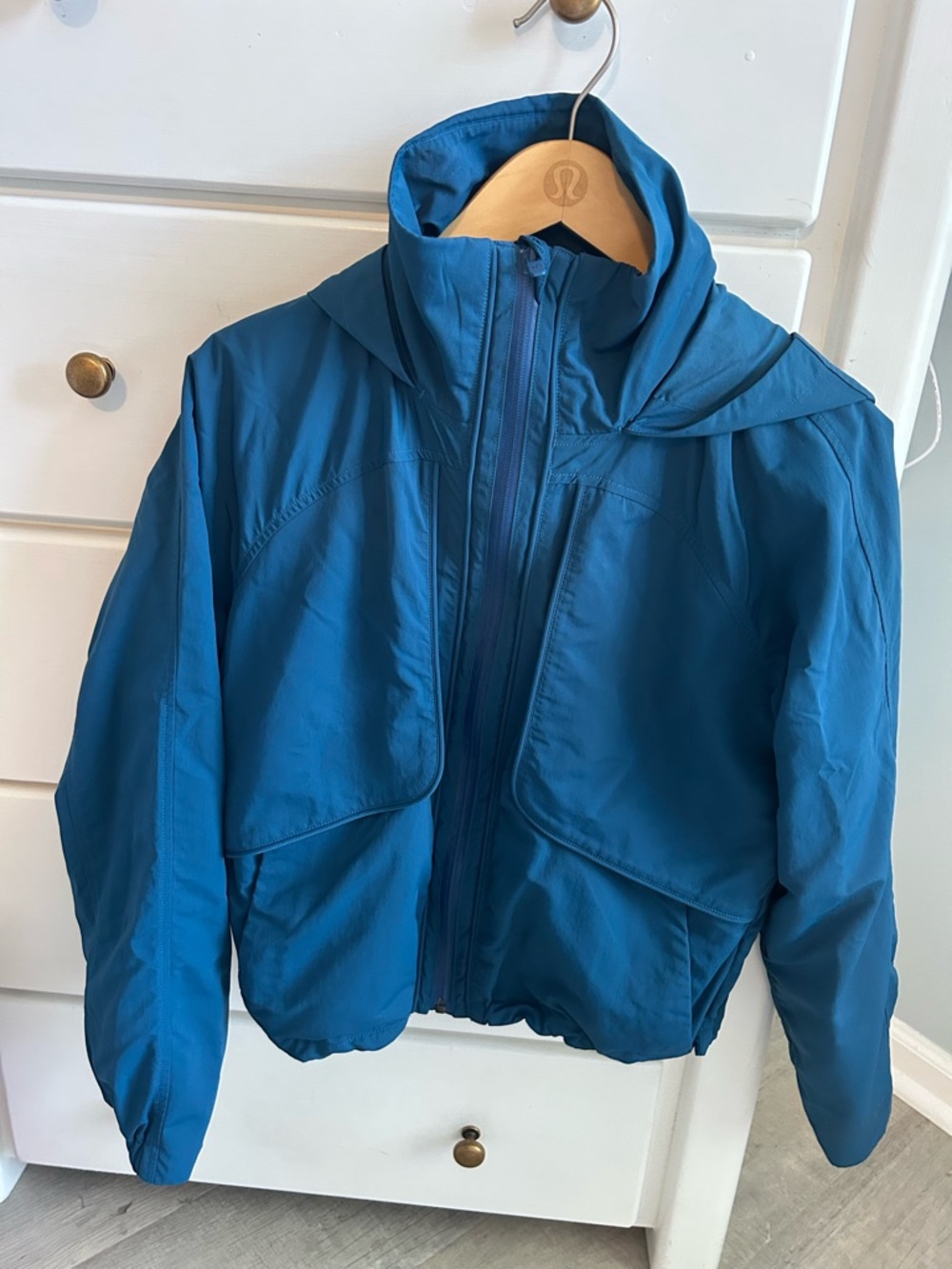 EUC lululemon Always Effortless Jacket Sz 4 in dark teal